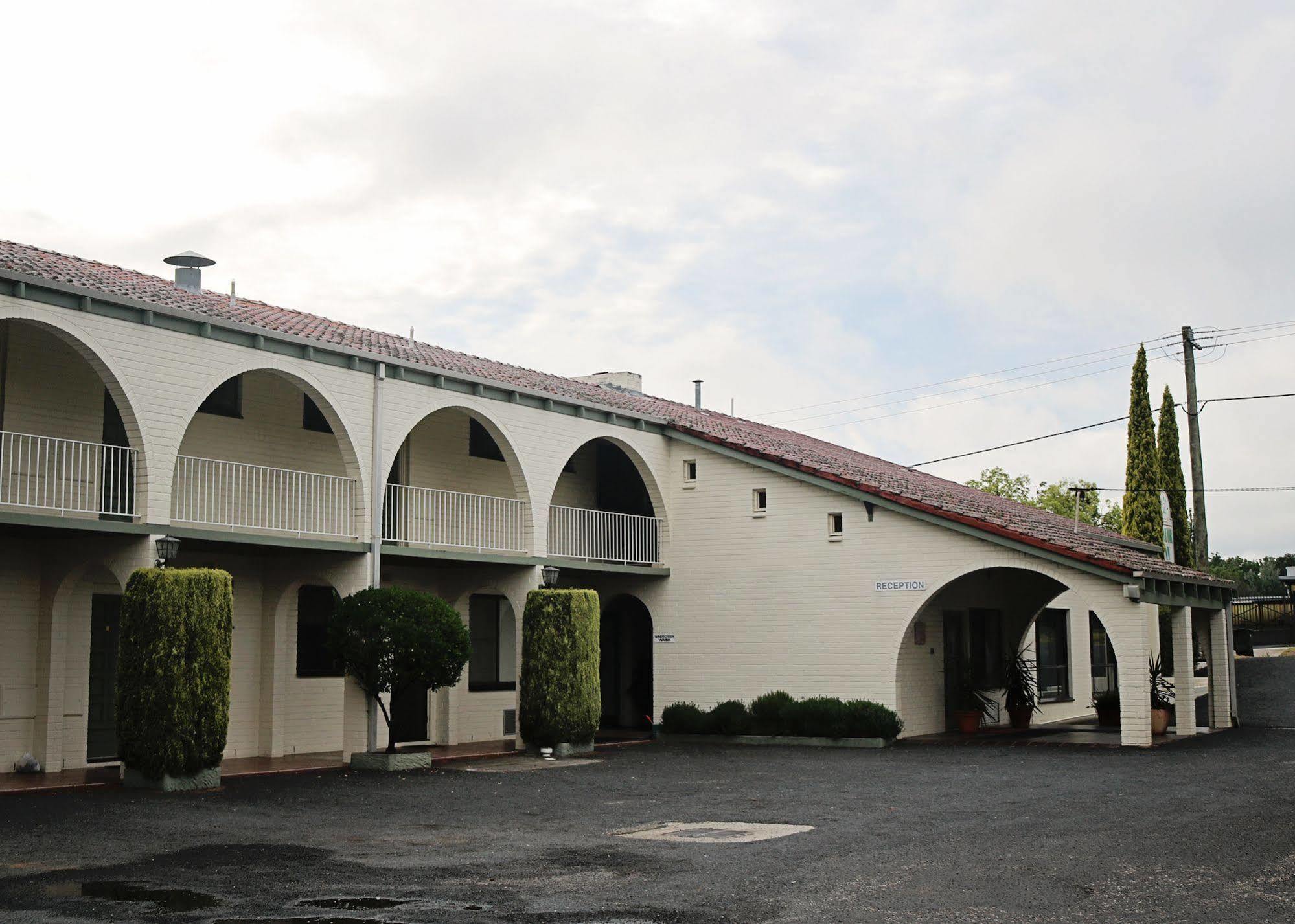 Motel Harriet House Tumut Zewnętrze zdjęcie