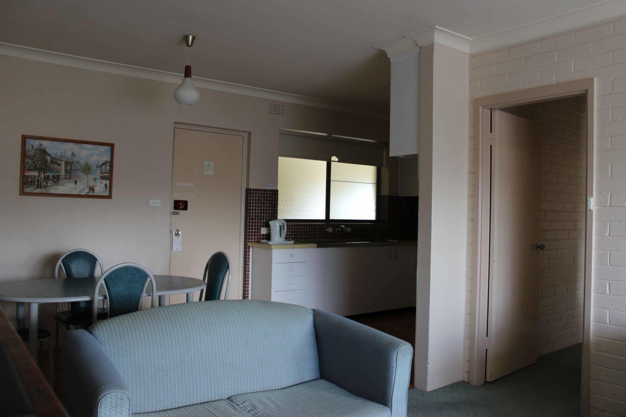 Motel Harriet House Tumut Zewnętrze zdjęcie