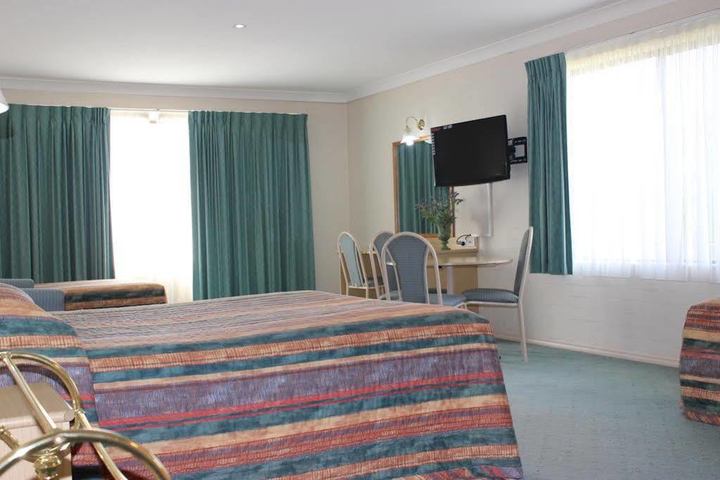 Motel Harriet House Tumut Zewnętrze zdjęcie