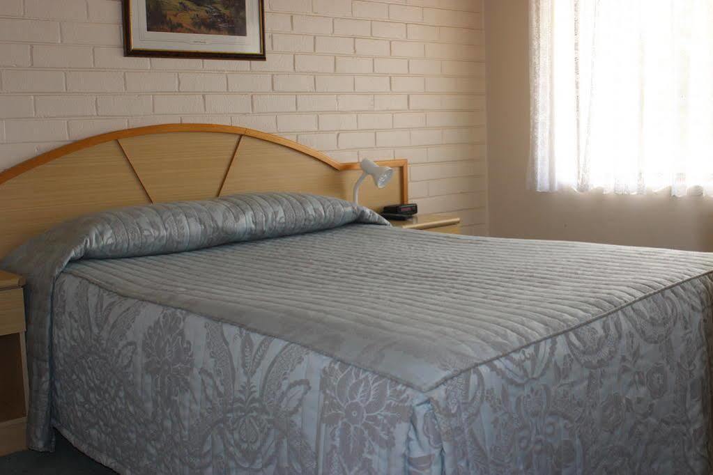 Motel Harriet House Tumut Zewnętrze zdjęcie